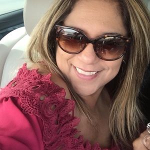 Meet your Posher, Maria